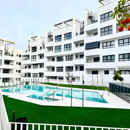 Casa Alegria Center Of With Shared Pool And Private Parking إِستيبونا